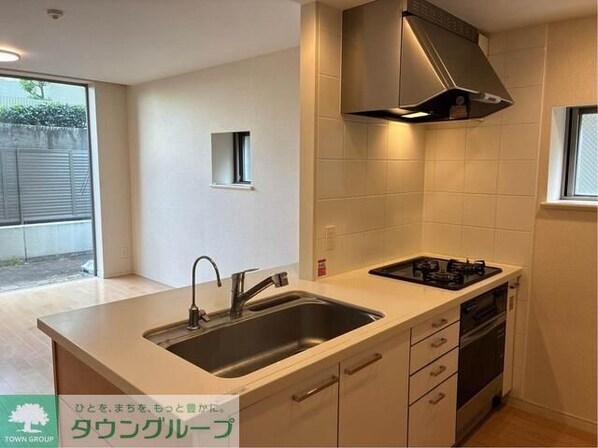 コスモ経堂リベディアの物件内観写真